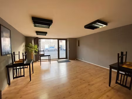 location locaux professionnels 70 m² à castres (81100)  670 €