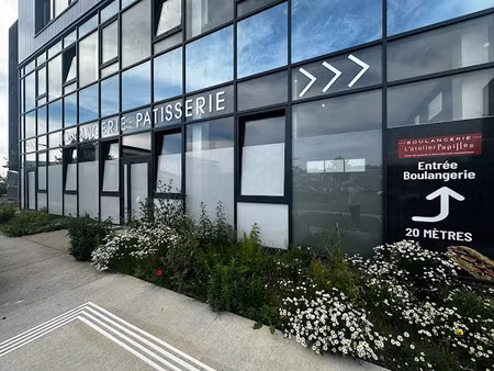 location locaux professionnels 200 m² à le havre (76600)  2 500 €