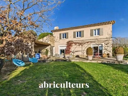 villa d'architecte 170 m2 avec vue exceptionnelle sur le luberon - puyvert