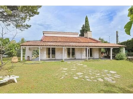 villa individuelle t4/5 plain pied - 220 m2 - terrain 1 297 m2