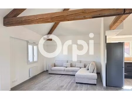 location appartement  80.75 m² t-3 à saint-étienne-de-saint-geoirs  850 €