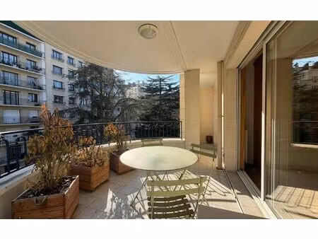 location appartement  50.72 m² t-2 à vincennes  1 750 €