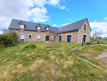 vente maison à juvigné (53380) : à vendre / 248m² juvigné