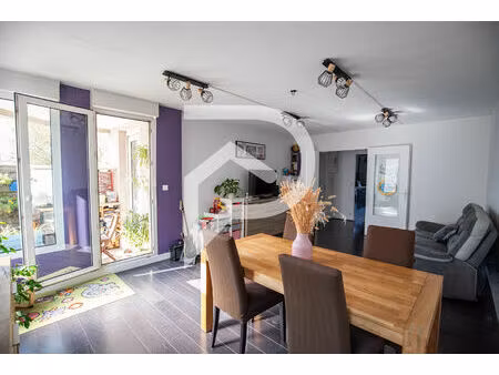 appartement clamart 3 pièce(s) 76 m2 - centre-ville - deux terrasses