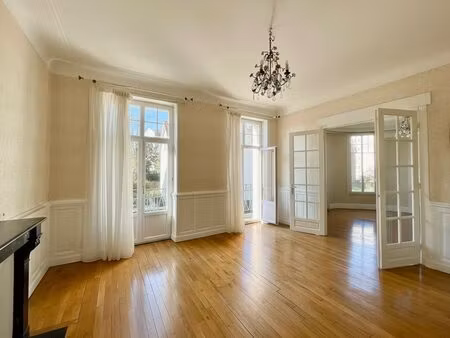 t4 montchapet- cachet et volumes