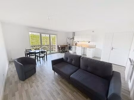 à vendre – beau t3 lumineux de 64 m² avec balcon  sans vis-à-vis  2 stationnements et rang