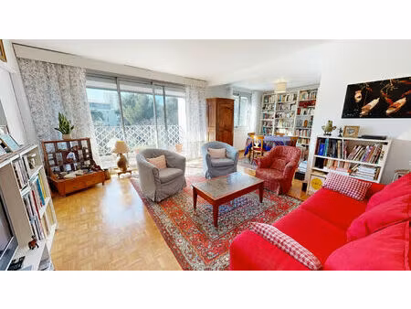 grand t4 de 94 m² - standing  calme & parking