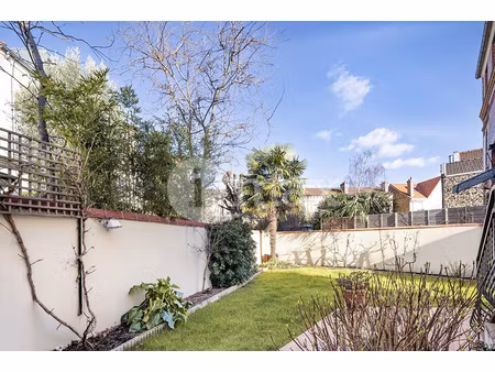 maison mairie-philosophes - 5 pieces 174m² - 1.250.000 € fai