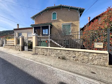 maison 4 faces de 128m² avec garage et jardin