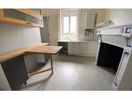 location appartement  m² t-3 à limoges  657 €
