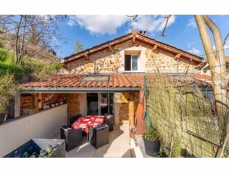 appartement sain-bel 95 m² t-5 à vendre  297 000 €