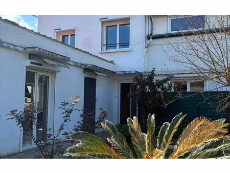 maison bizanos 117 m² t-5 à vendre  170 000 €