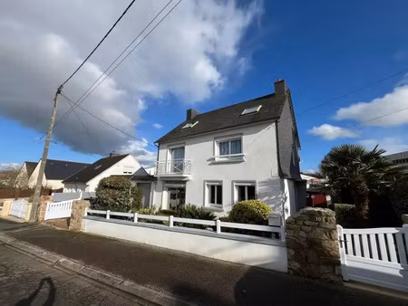 vente maison à carhaix-plouguer (29270) : à vendre / 156m² carhaix-plouguer