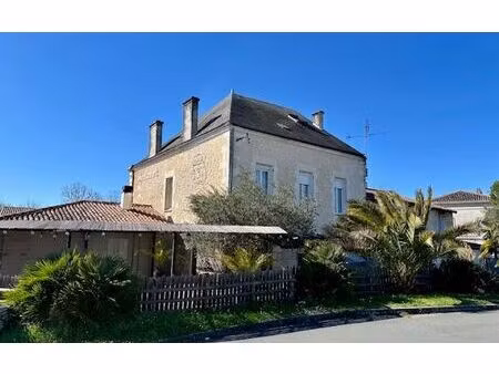 maison saint-genis-de-saintonge m² t-8 à vendre  614 000 €