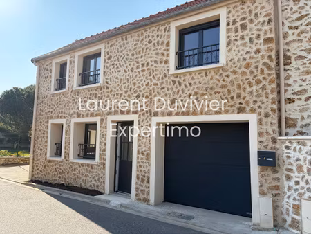 charmante maison de village individuelle tout juste rénovée de 63m2 avec 2 grandes chambre