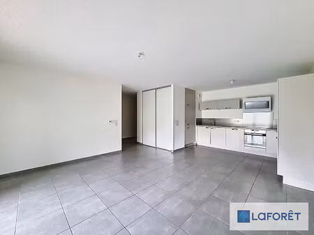 appartement thoiry 4 pièce(s) 93.88 m2