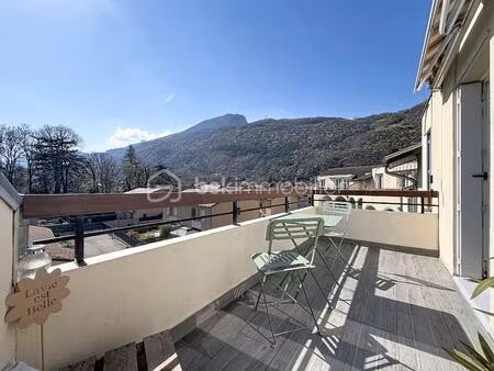 appartement de 75 m² à vif