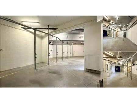 surface commerciale à louer à seneffe (vbe00687)