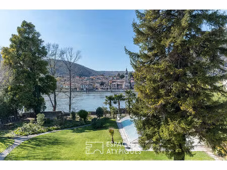 maison de maître du xixe siècle avec vue sur le rhône