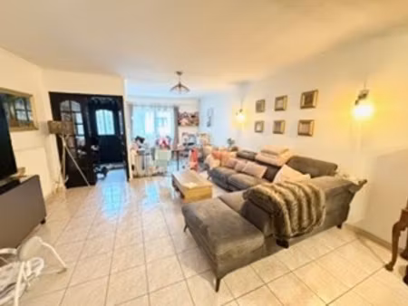 exclusivité longueau maison rénovée avec autonomie de plain