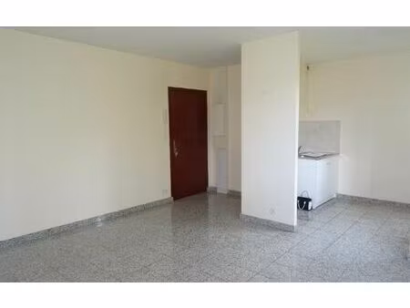 location appartement  42.7 m² t-2 à nogent-le-rotrou  432 €
