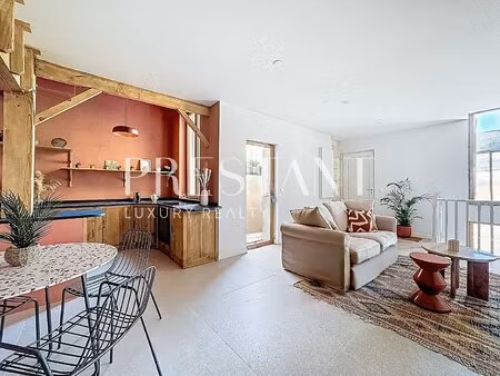 maison rénovée avec charme  emplacement privilégié au coeur du bouscat