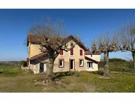 maison mugron 135 m² t-4 à vendre  139 000 €