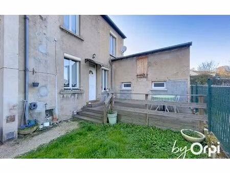 maison saint-éloy-les-mines 92 m² t-3 à vendre  69 000 €