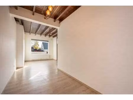 charmante petite maison à lissewege