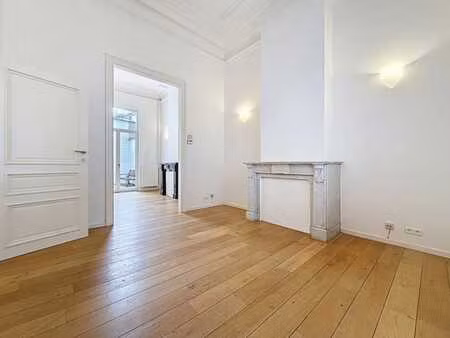maison familiale avec terrasse – ±195 m² au cœur d’ixelles