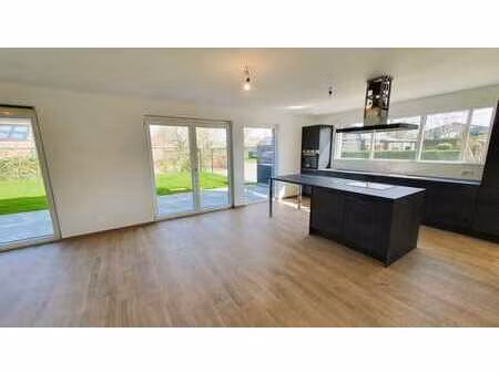 lumineuse et agréable maison 3 façades de 2024