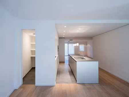 appartement à louer à woluwe-saint-pierre € 3.050 (lmbuy) - victoire junot location | zimm