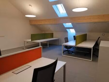 bureau 4 pers openspace- wierde (250 m2- 1 min e411 et n4)