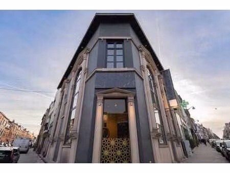 magnifique fonds de commerce à remettre- style néo-classique