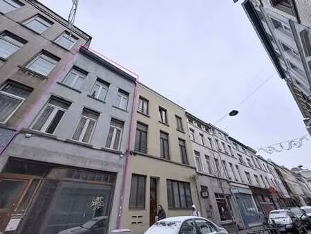 maison de commerce à rénover !