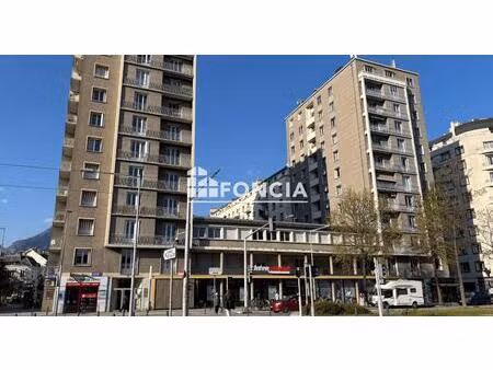 t3 contemporain  2 chambres - grenoble vallier / mutualiste