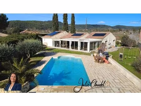 la motte maison familiale véranda piscine