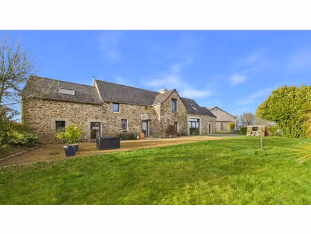 pleyben - exclusivité - propriété de caractère cadre exceptionnel à pleyben