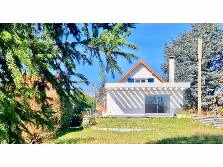 pont-du-château / maison spacieuse à vendre proche du centre-ville avec 6 chambres et parc