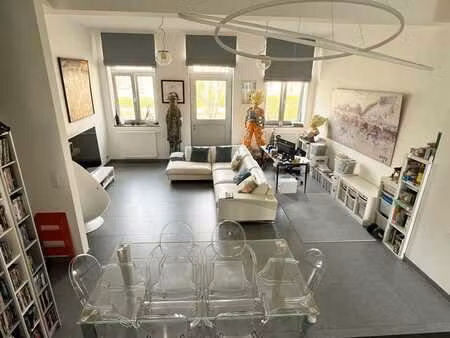 maison 3 ch + esp. polyvalent dans parc privatif