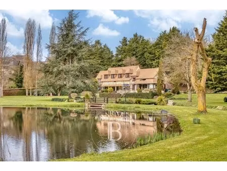 eure - propriété 1 5 ha - étang - piscine intérieur