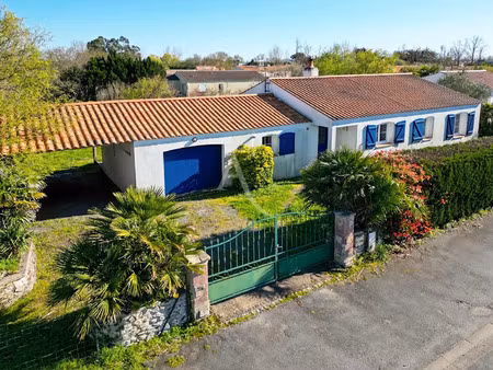 vente maison au perrier (85300) : à vendre / 101m² le perrier