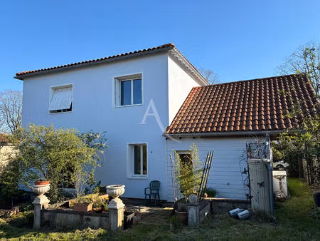 vente maison 7 pièces 129 m² rochefort (17300)