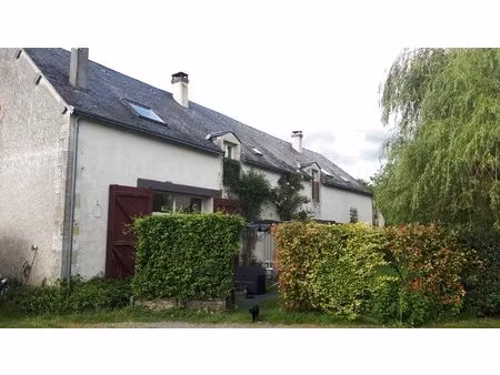 belle longère rénovée avec beaucoup de goût et de style  tout confort