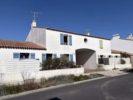 vente appartement 5 pièces 117.18 m² à noirmoutier-en-l'ile (85330)  286 000 €