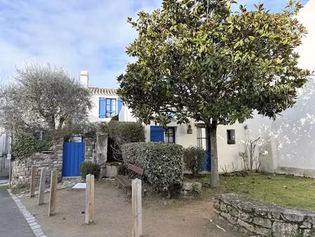 vente maison 4 pièces 111 m² à noirmoutier-en-l'ile (85330)  931 500 €