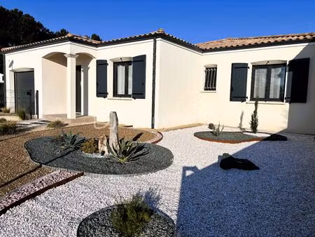 maison de 112 m² à etaules