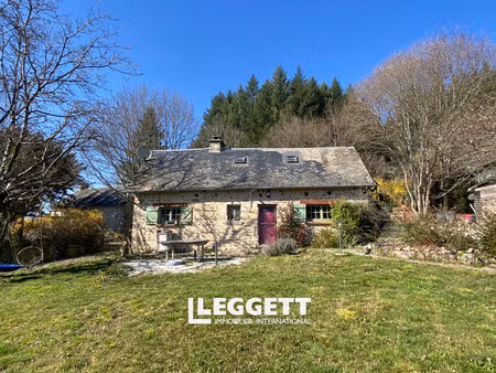 maison 4 pièce(s)  chamberet