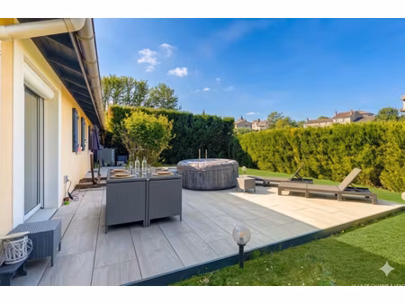 maison individuelle de plain-pied 102m²