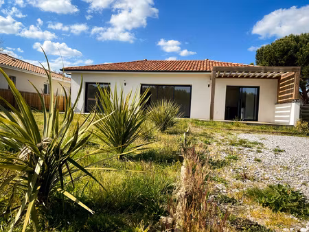 maison neuve 3 chambres quartier calme plage à 10 min